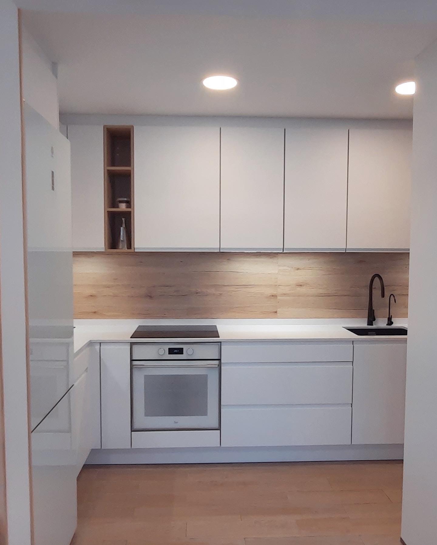 C4D4ECE8-BFCF-42B5-8954-404EBD83DD5B