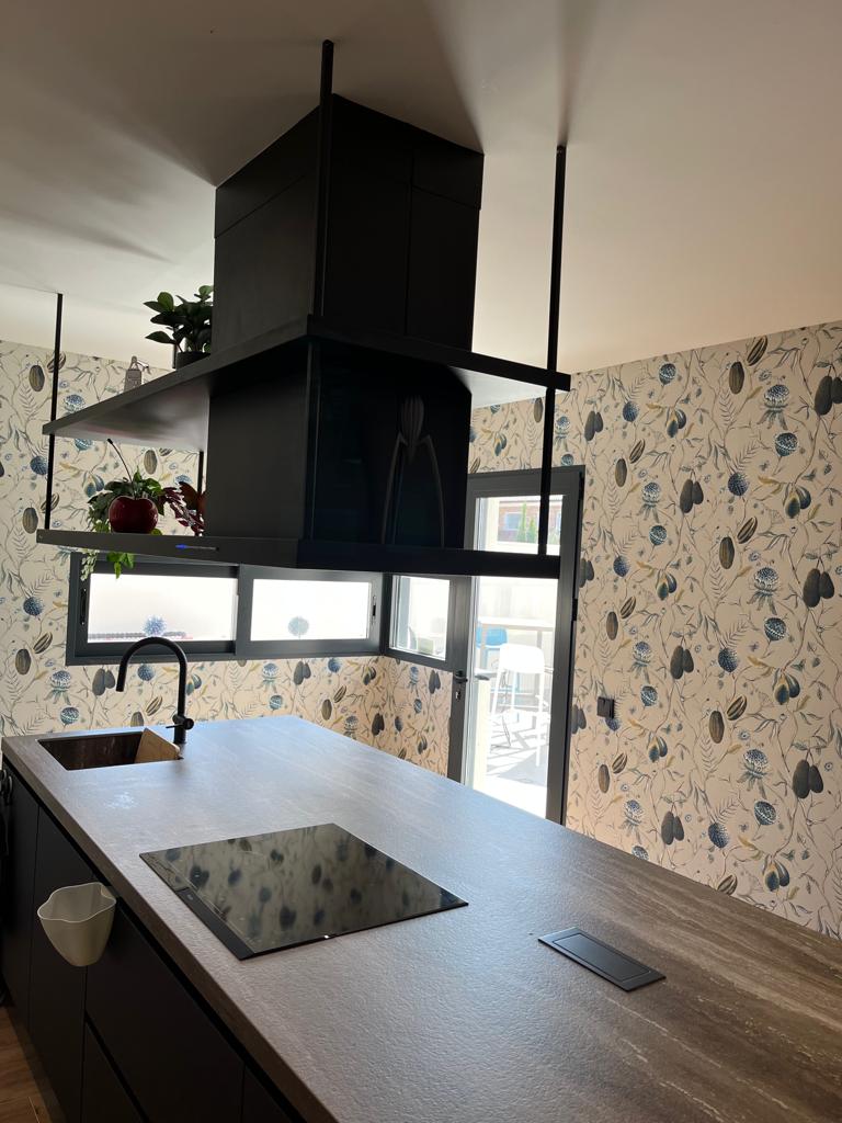 b6c97d2c-1fde-44cd-b594-2cfca08e4a9f