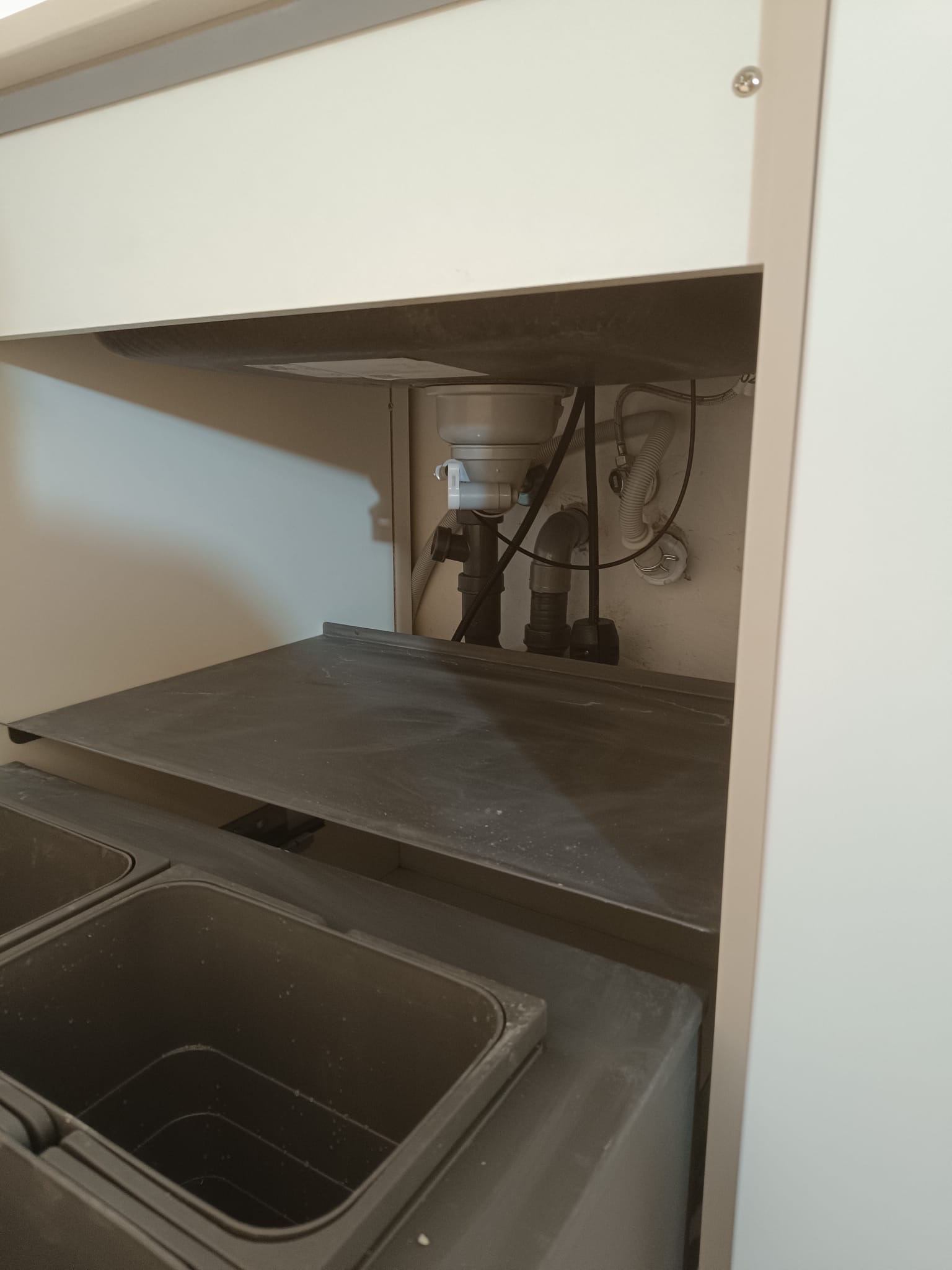 6b82c95a-a8bb-41cf-a4ec-093824e0a7b2