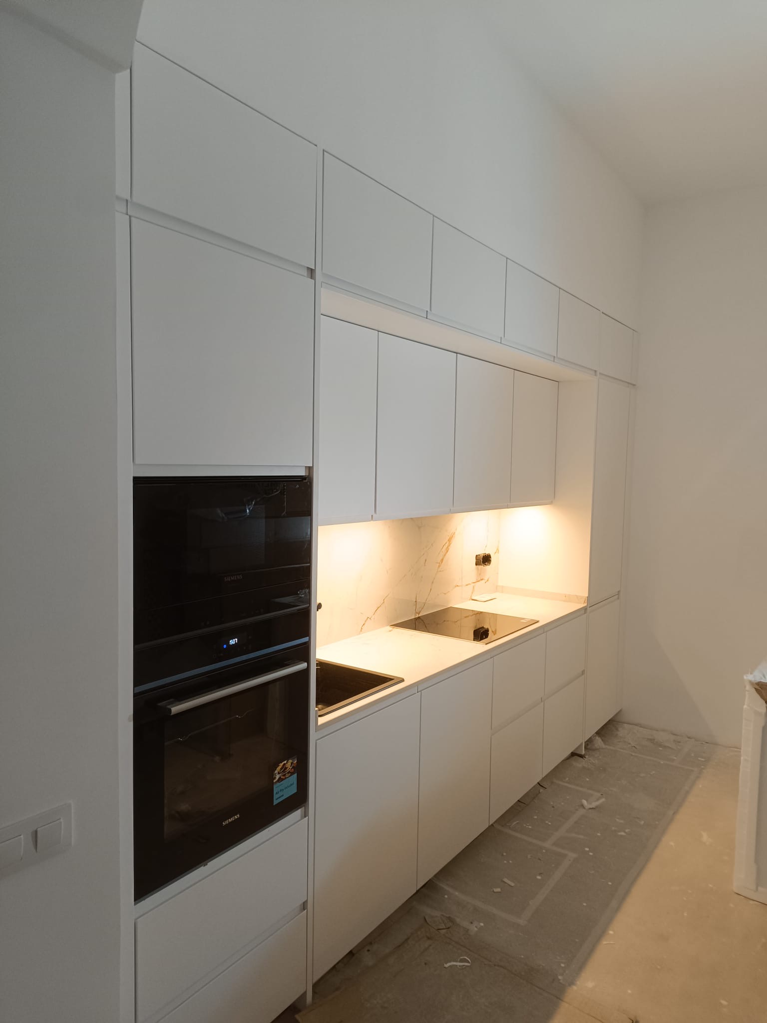 90a4014f-6d59-4220-a67d-552811de70c9