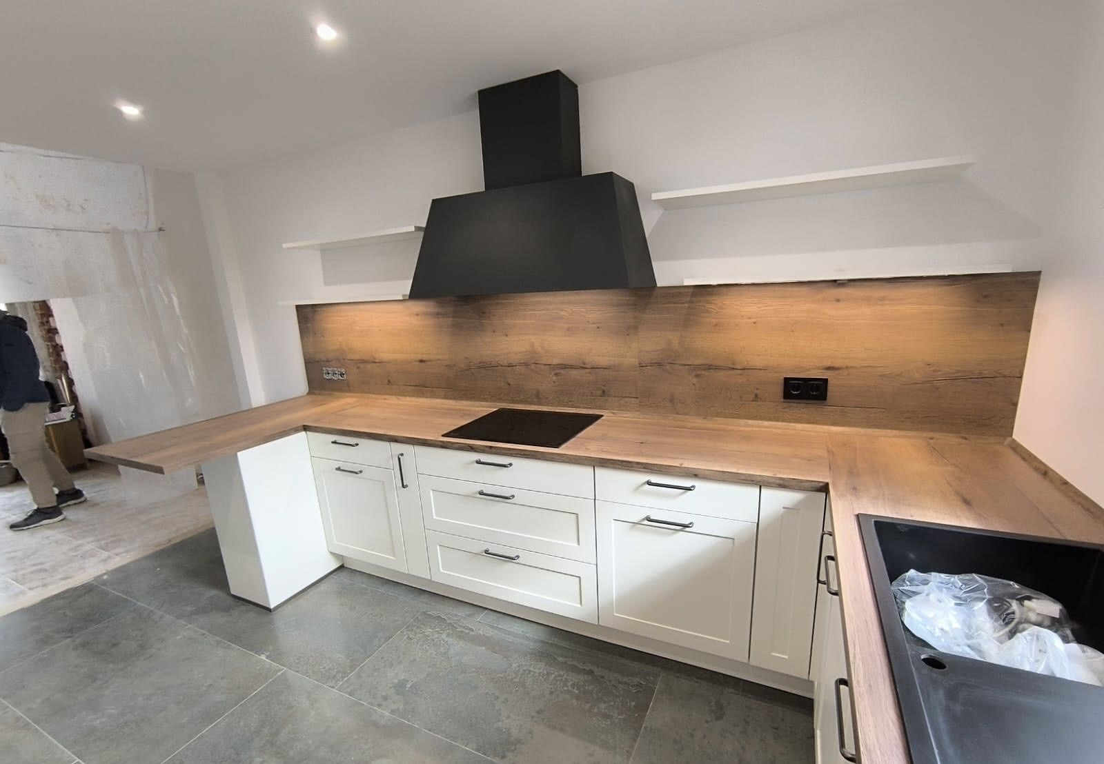 c2faaf4c-ca6f-46a4-8690-f83b8e2cea97